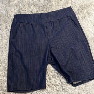 Agnes and Dora jegging shorts